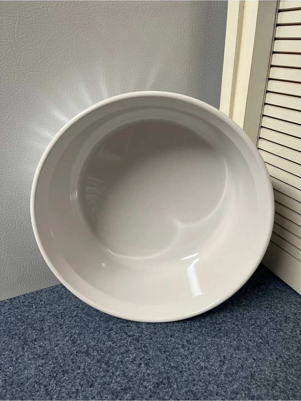 Corningware French White Round Fluted Porcelain Stoneware Casserole Dish F-1-B